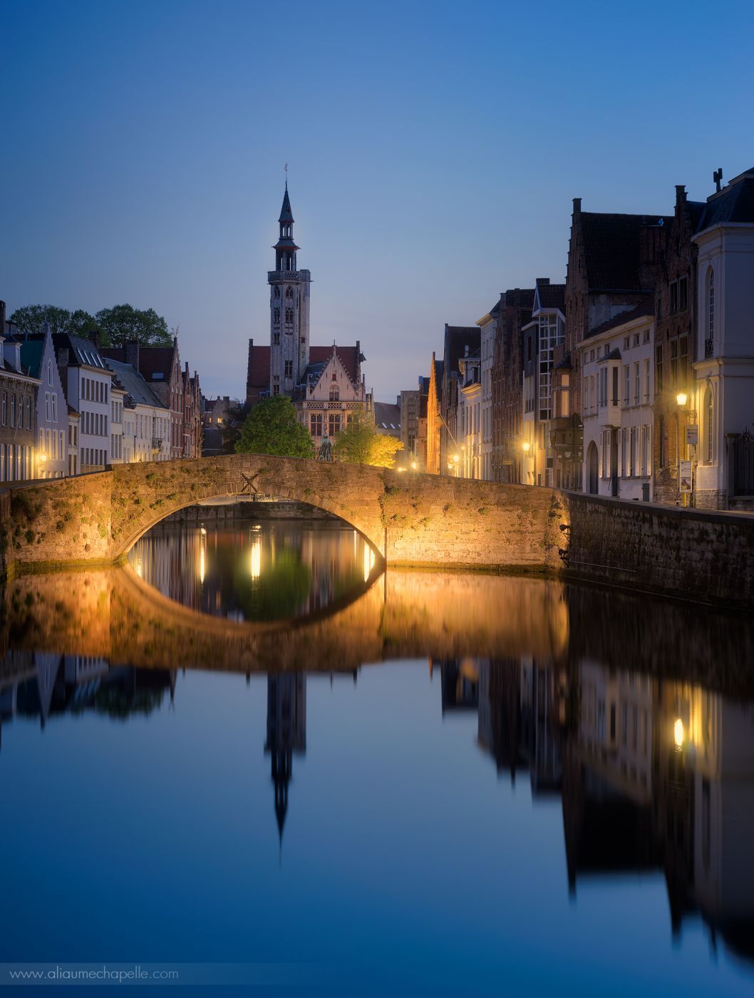 Poortersloge and Koningsbrug, Bruges, Belgium