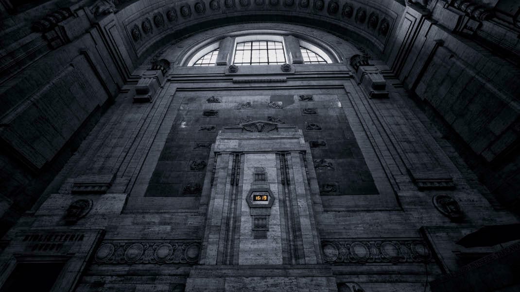 Entrance Hall of Stazione Centrale, Milano, Italy