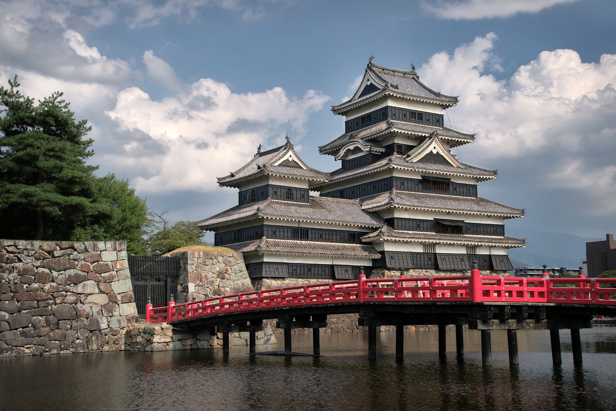 The Crow Castle, Japan