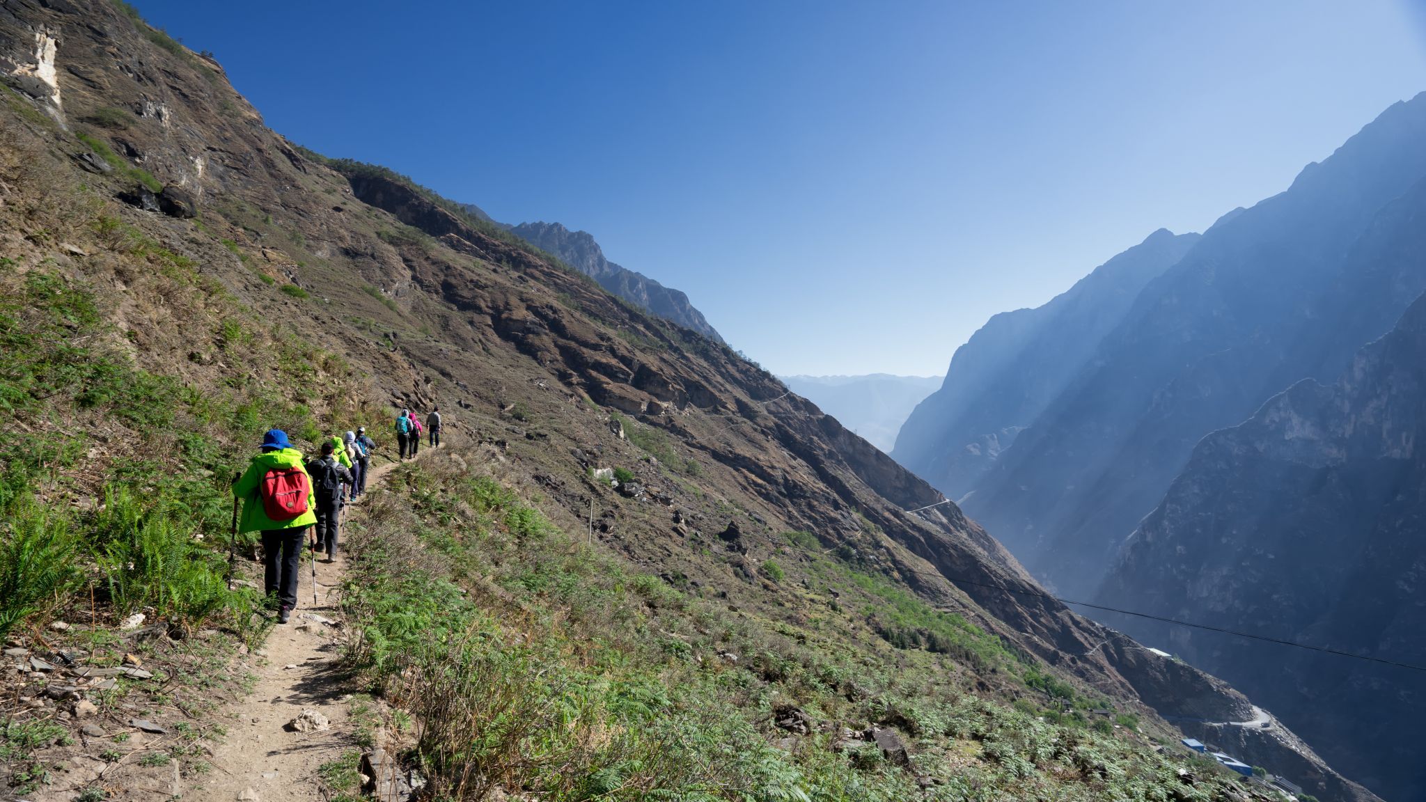 Along the Tiger leaping gorge, China