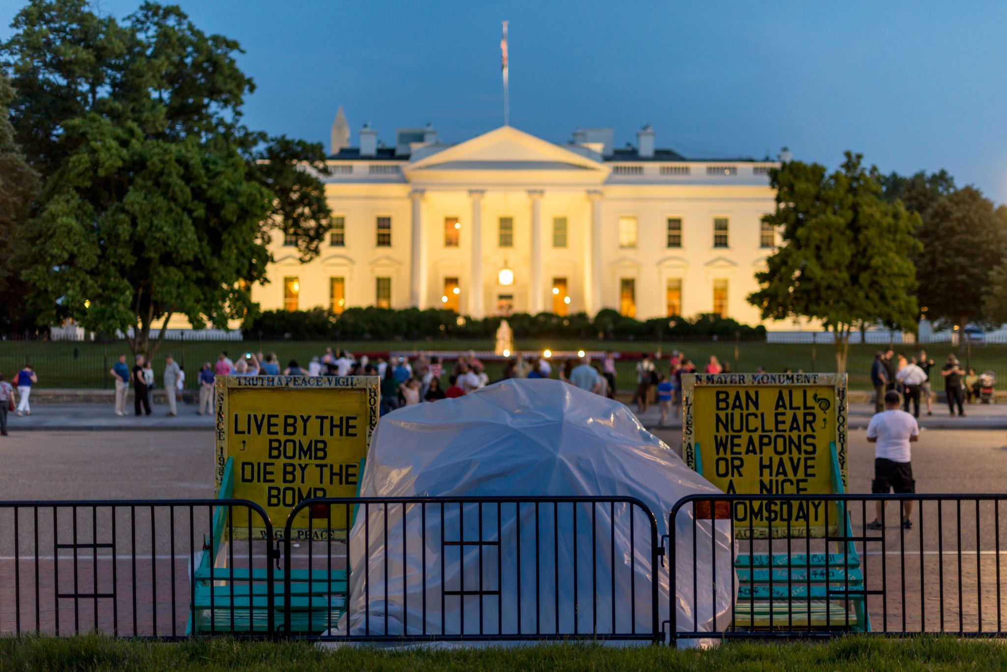 Front of the White House, USA