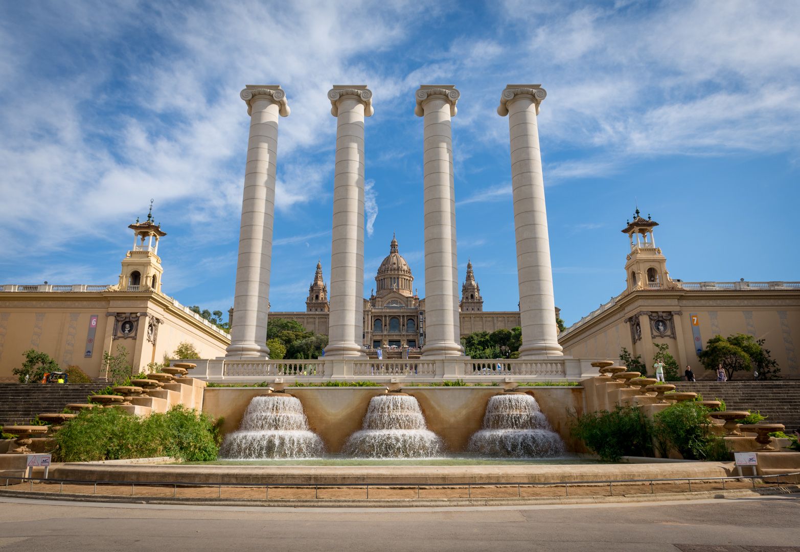 Placa D'Espanya, Spain