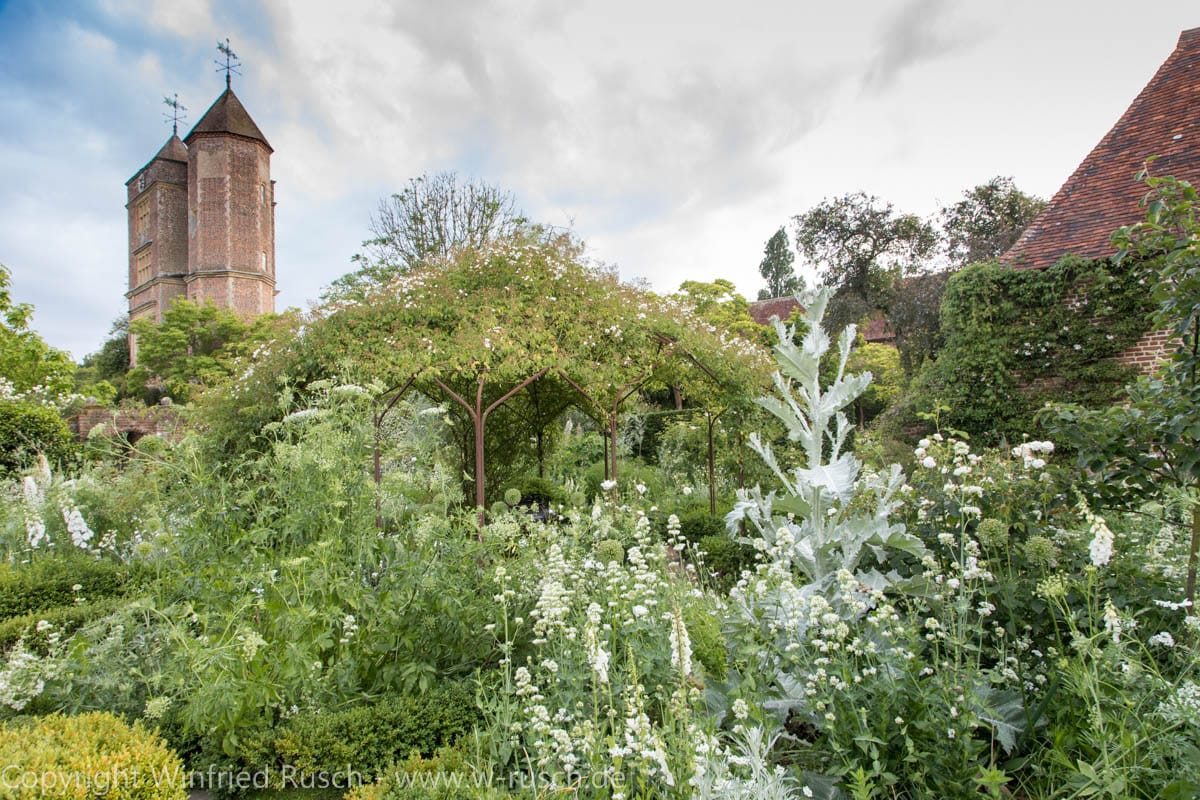 weißer Garten in Kent, United Kingdom