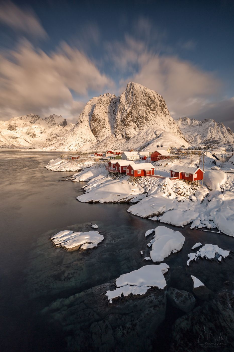Hamnøy, classic view, Lofoten, Norway