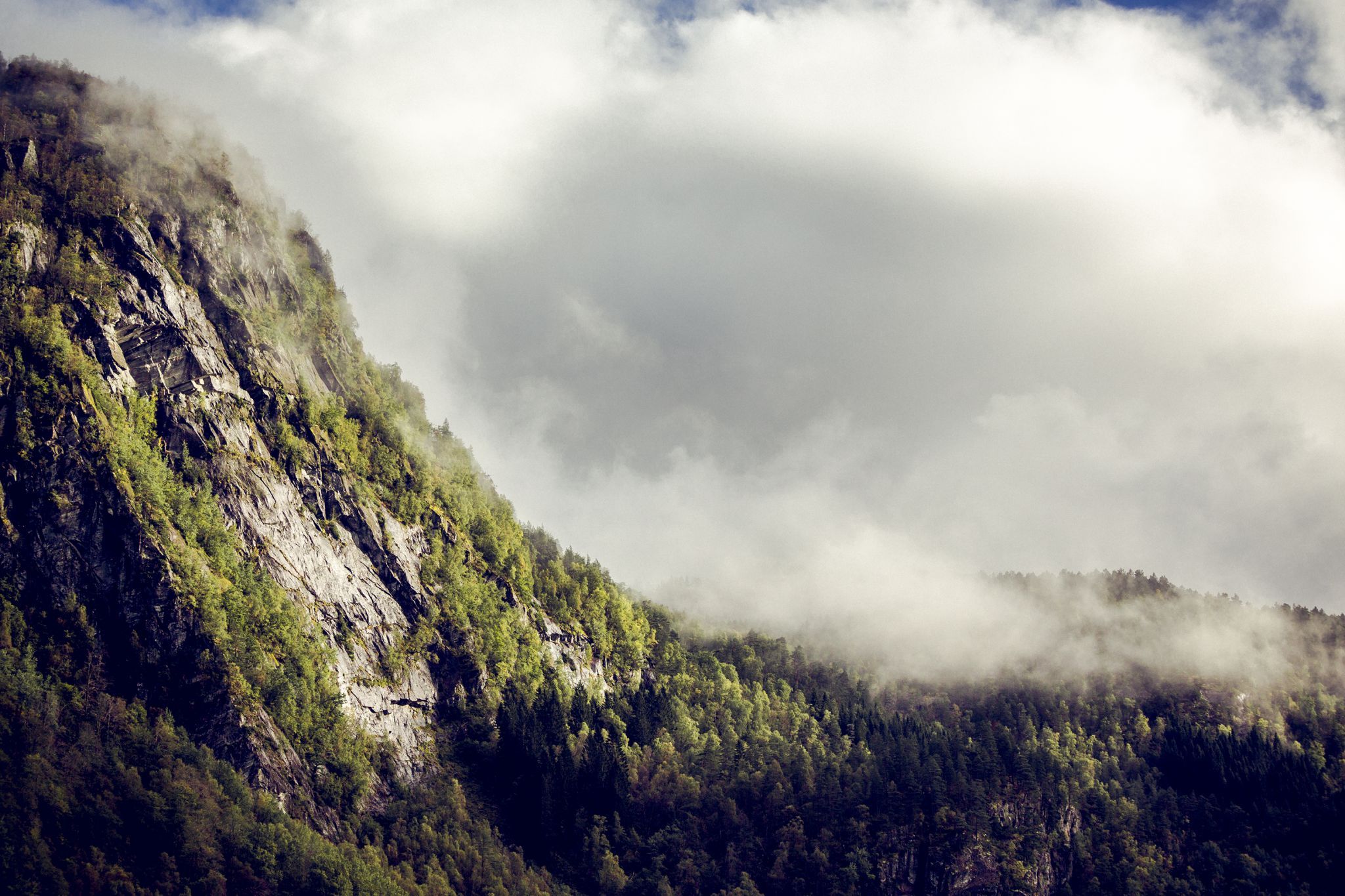 Modalen - Mountain, Norway