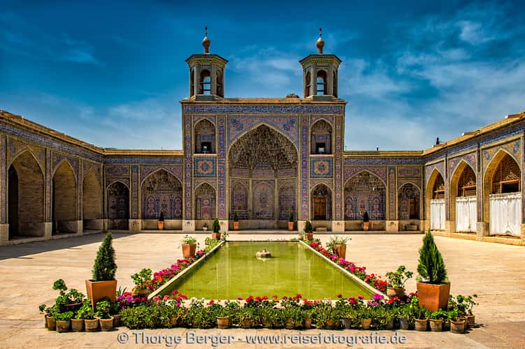 Nasir al molk Mosque