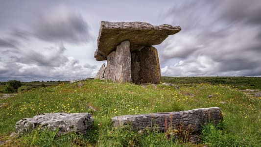 Poulnabrone Dolmen