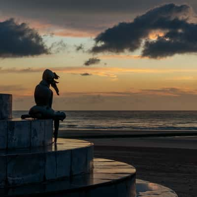 Twilight in Oostende, in between rain showers..., Belgium