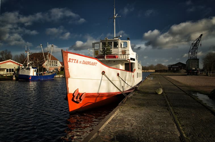 Varel Harbour - Jade Bay