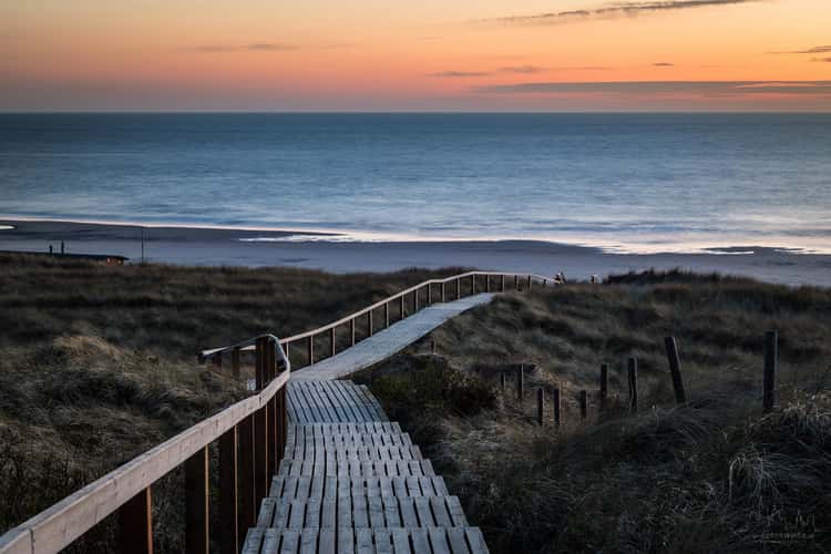 Wooden walkway in Rantum