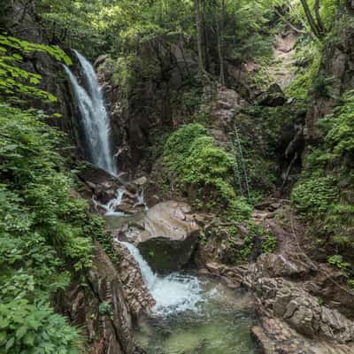 Yobaino Falls 楊梅の滝, Japan