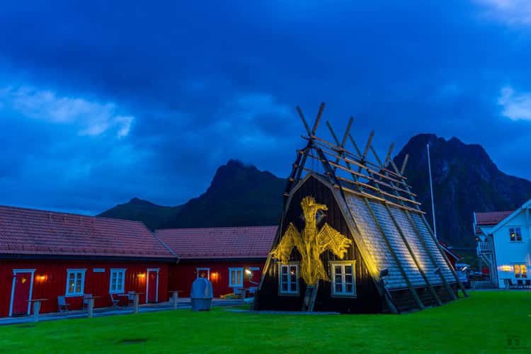 Crow house in Svolvær