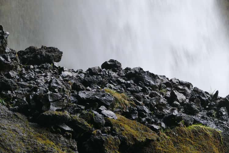 Kvernufoss, the hidden waterfall near Skógafoss