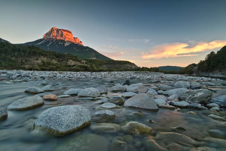 Pena Montanesa and rio Cinca