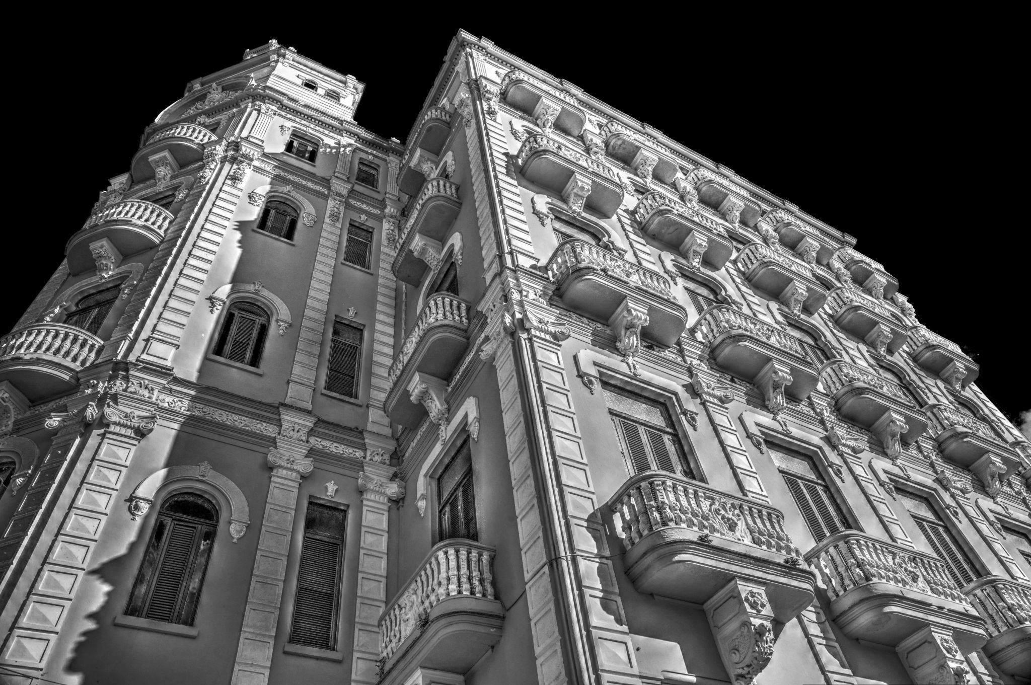 Plaza Vieja in Havana (Cuba), Cuba
