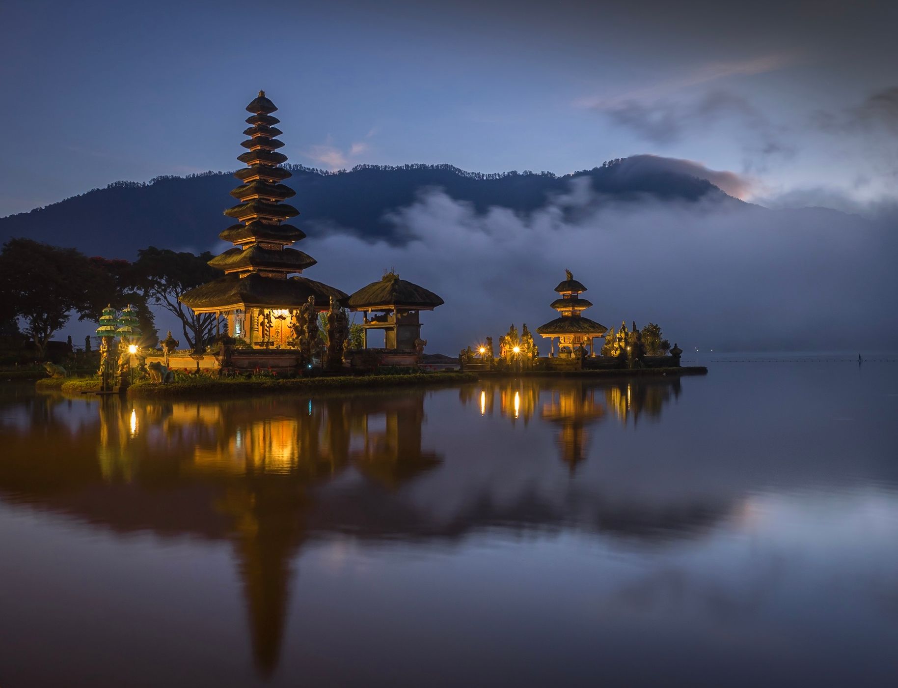 The Ulun Danu Temple Boat, Indonesia