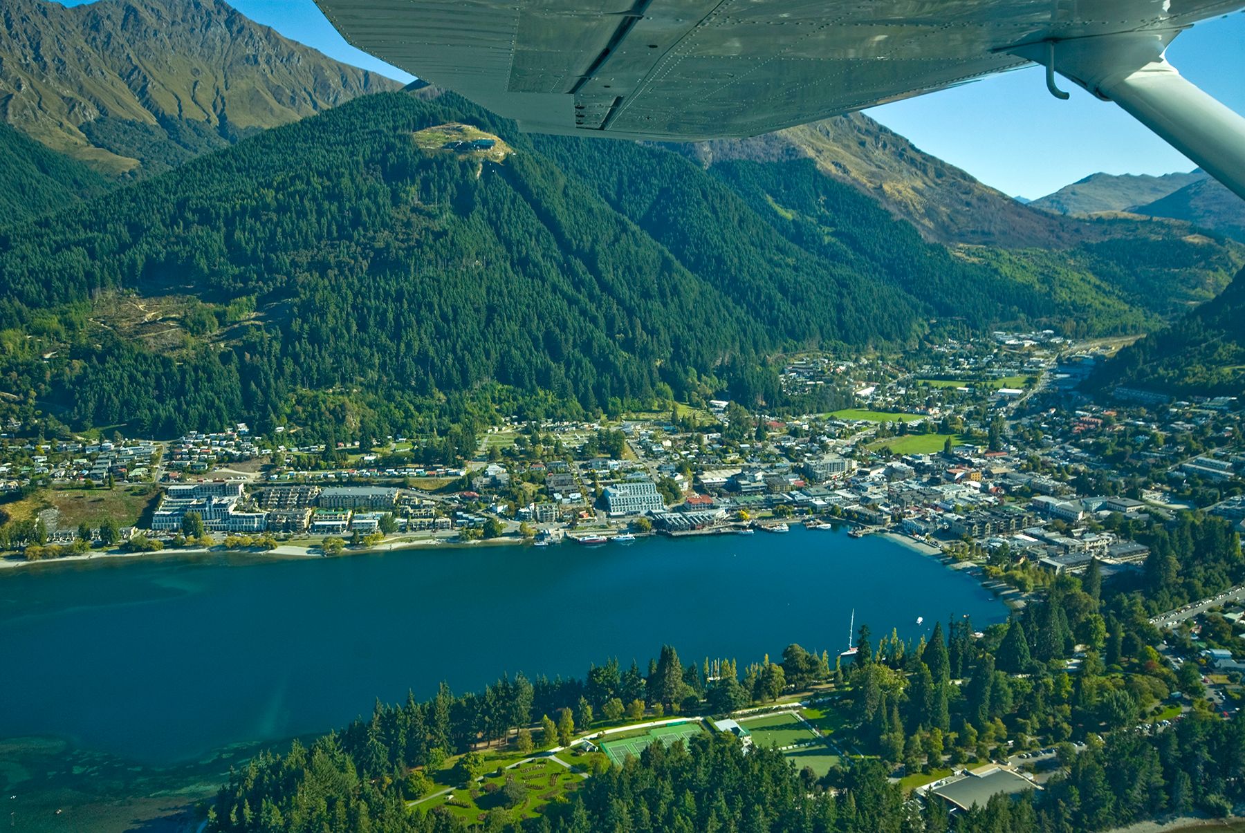Queenstown on Lake Wakatipu, New Zealand
