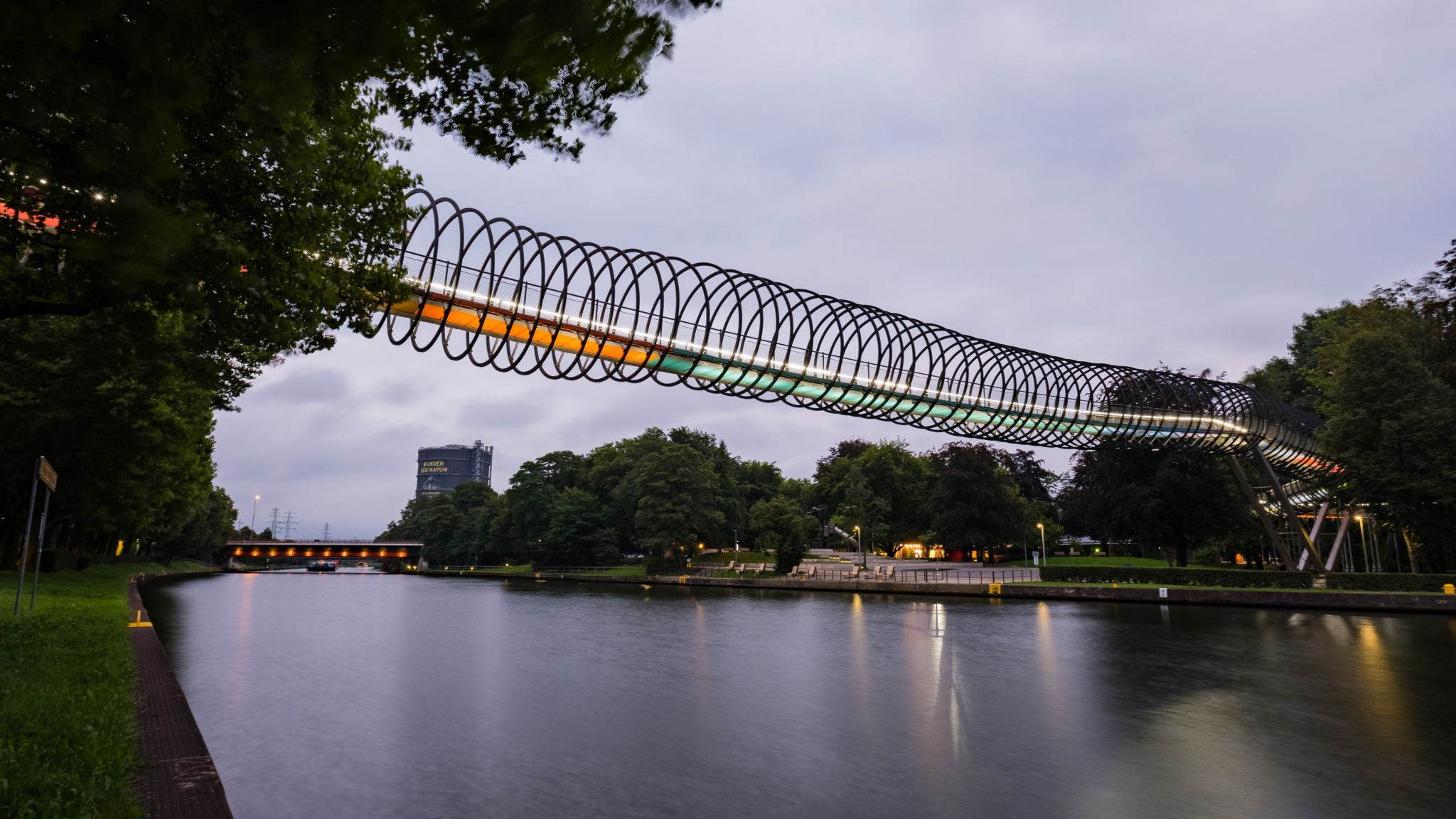 Slinky Spring To Fame Oberhausen, Germany