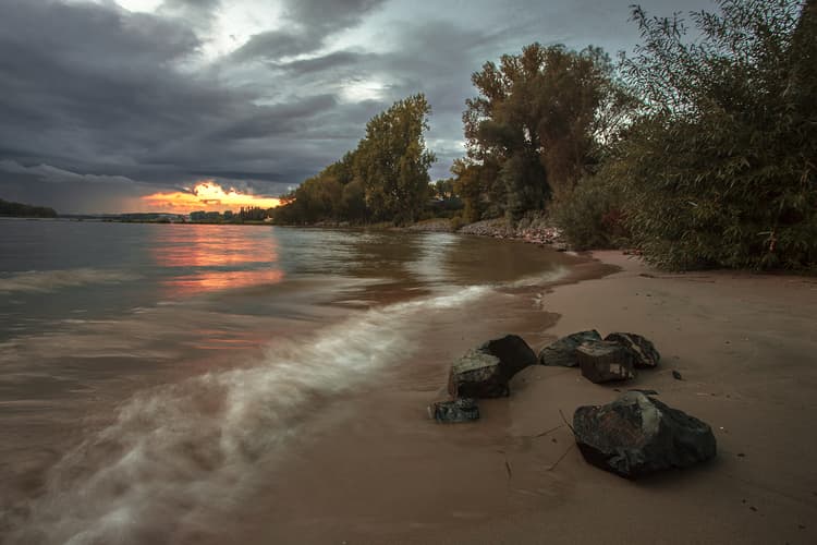 Rhine Shore in Oberdollendorf, Bonn