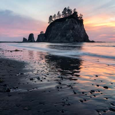 Little James Island at Rialto Beach, La Push, USA