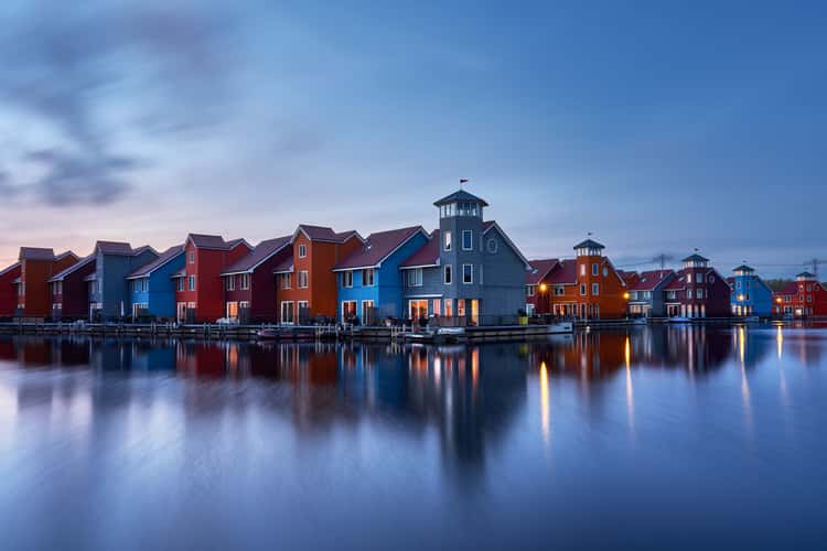 Colourful houses at Reitdiephaven
