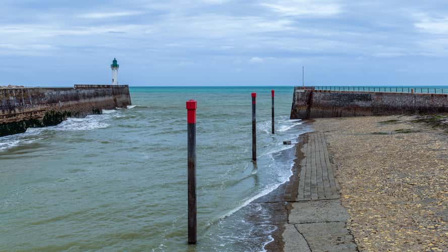 Lighthouse Valery en Caux