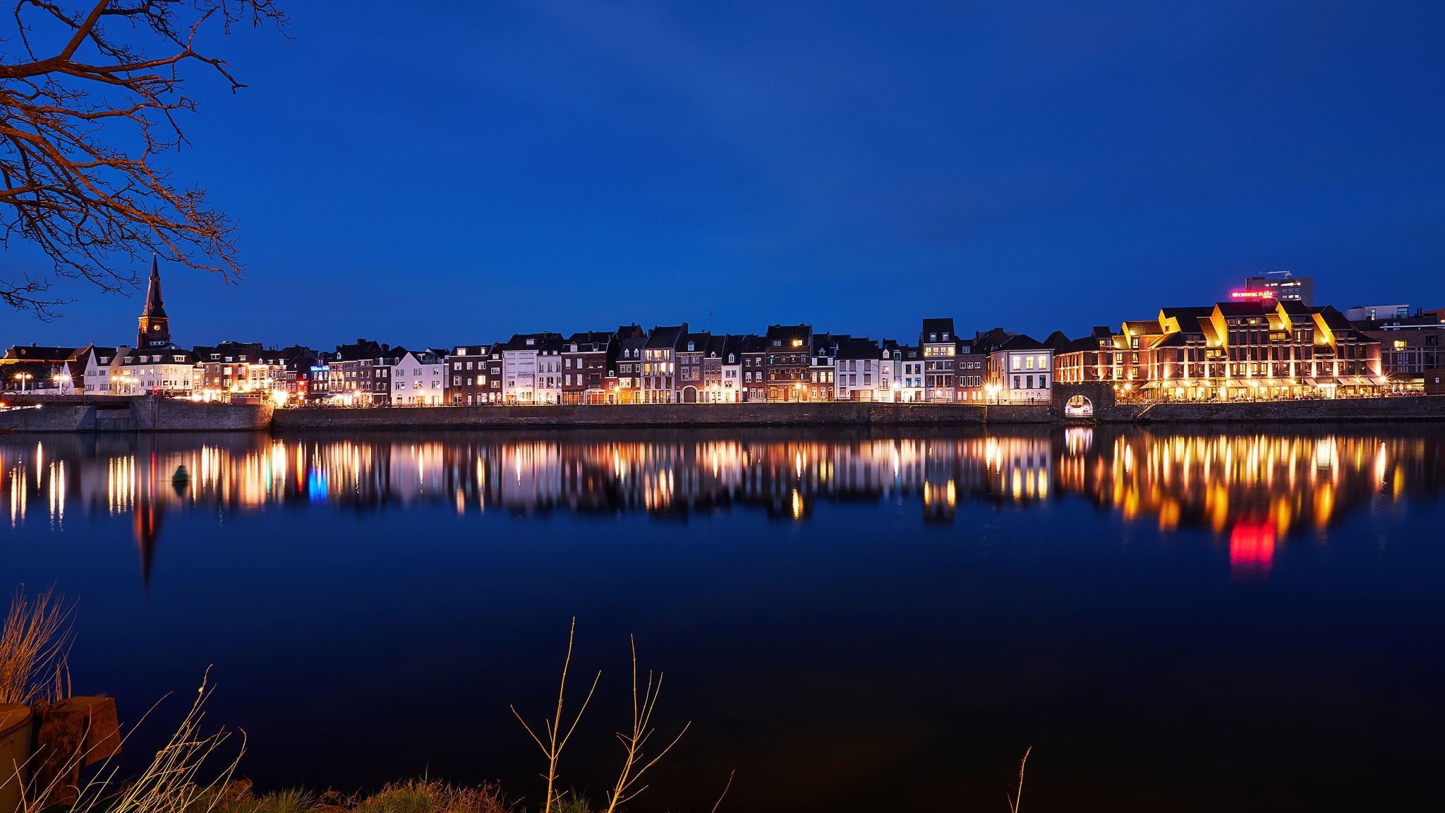 WYCK area at nite, Netherlands