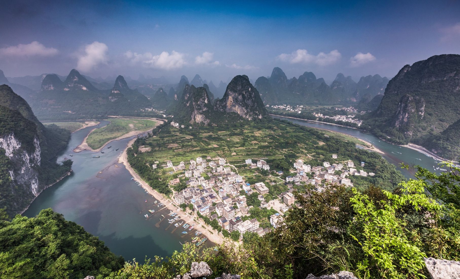 Xingping Free Viewpoint, China