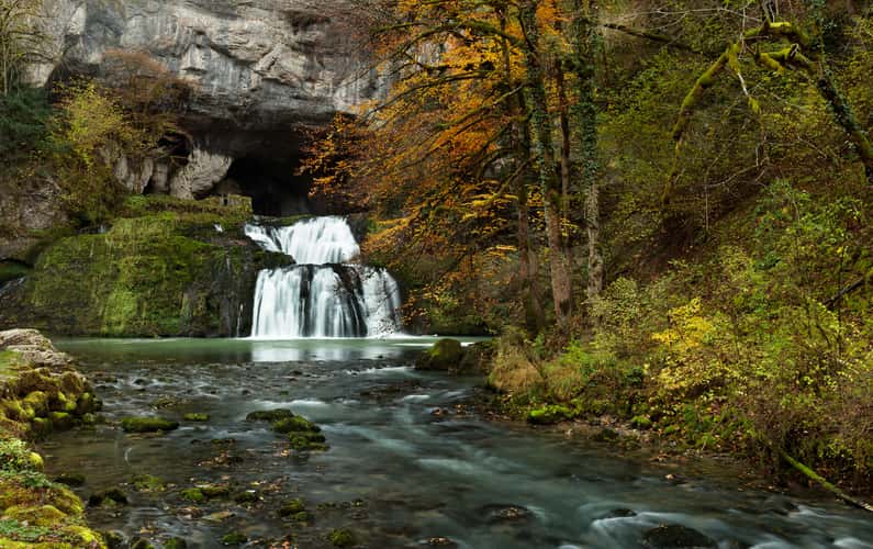Cascade de la source du Lison, Jura, France