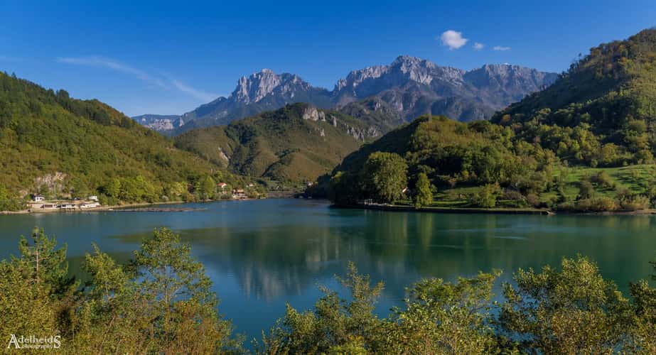 Lake & mountain view north of Mostar
