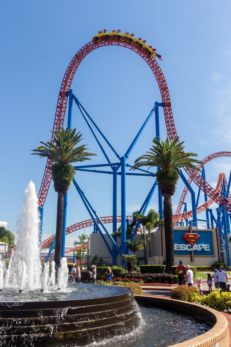 Superman Coaster - Warner Brothers Movie World, Australia