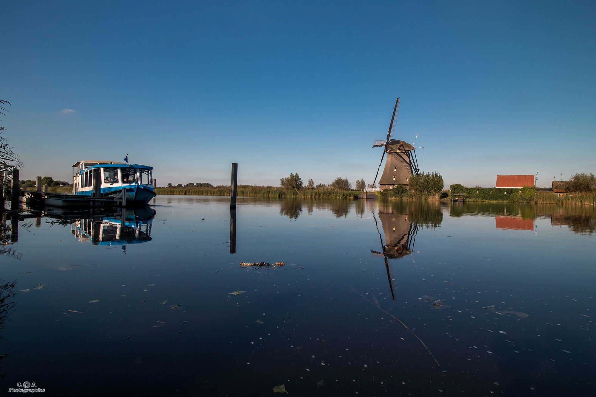 the windmills of kinderdijk, Netherlands