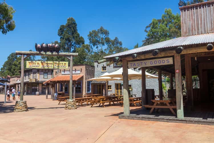 Wild West Falls at Warner Brothers Movie World
