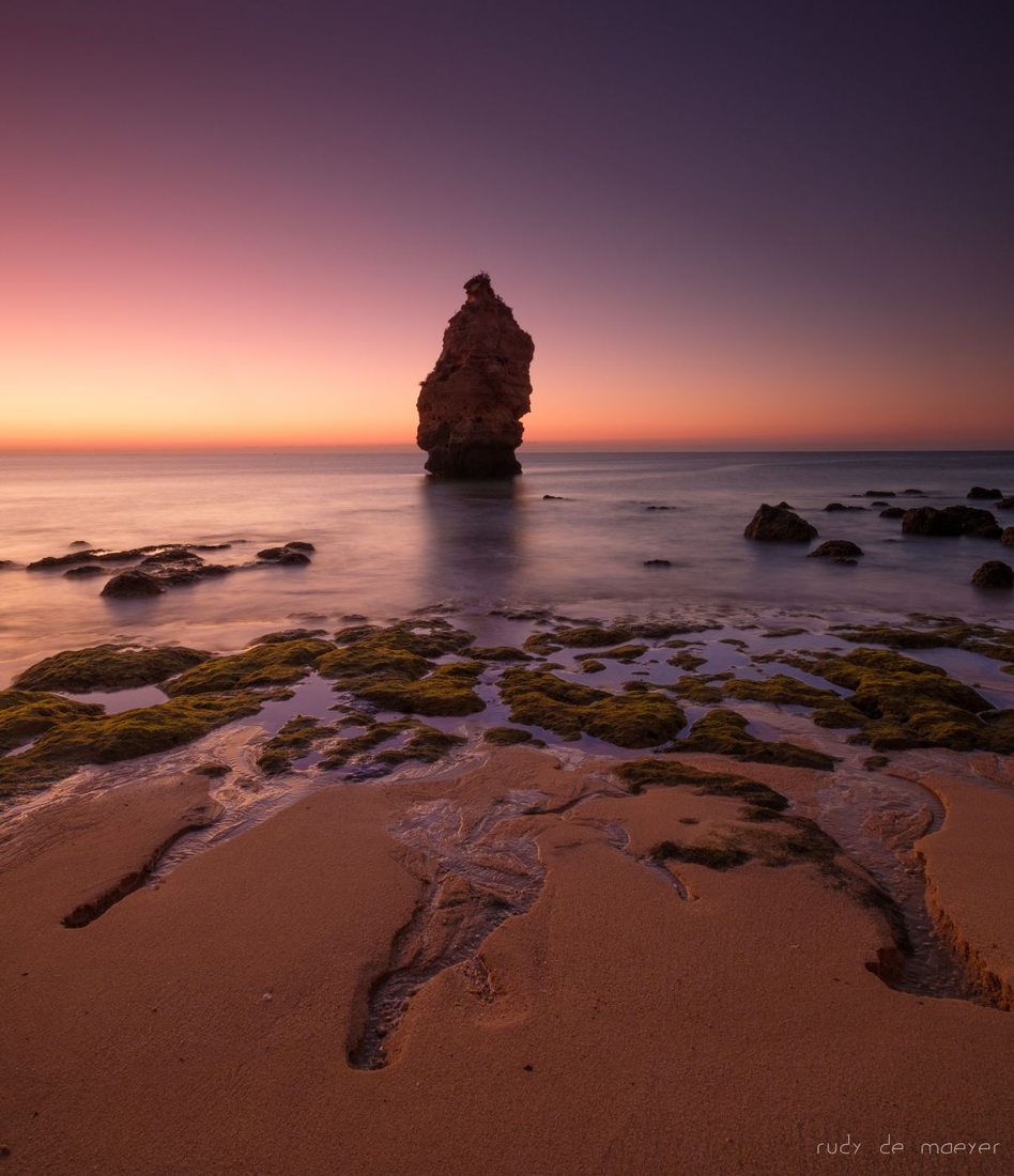 Blue hour in seconds (Praia da Marinha/Algarve), Portugal