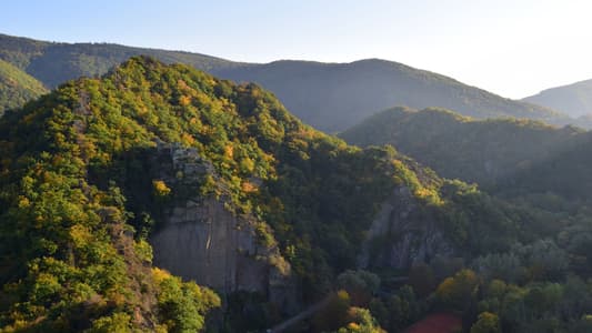 Burgruine Are