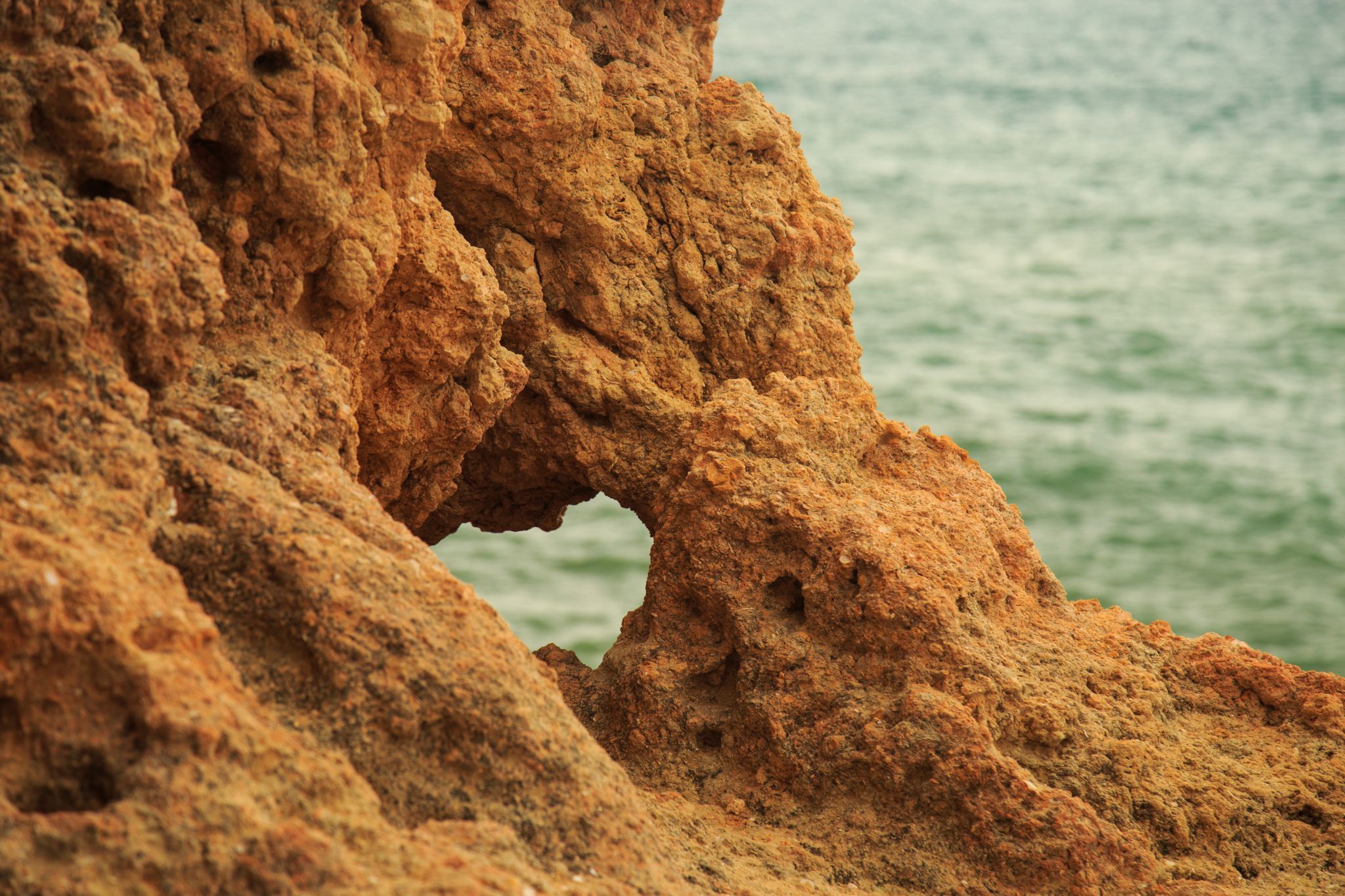 Golden Chalk Cliffs (Praia do Carvoeiro / Algarve), Portugal