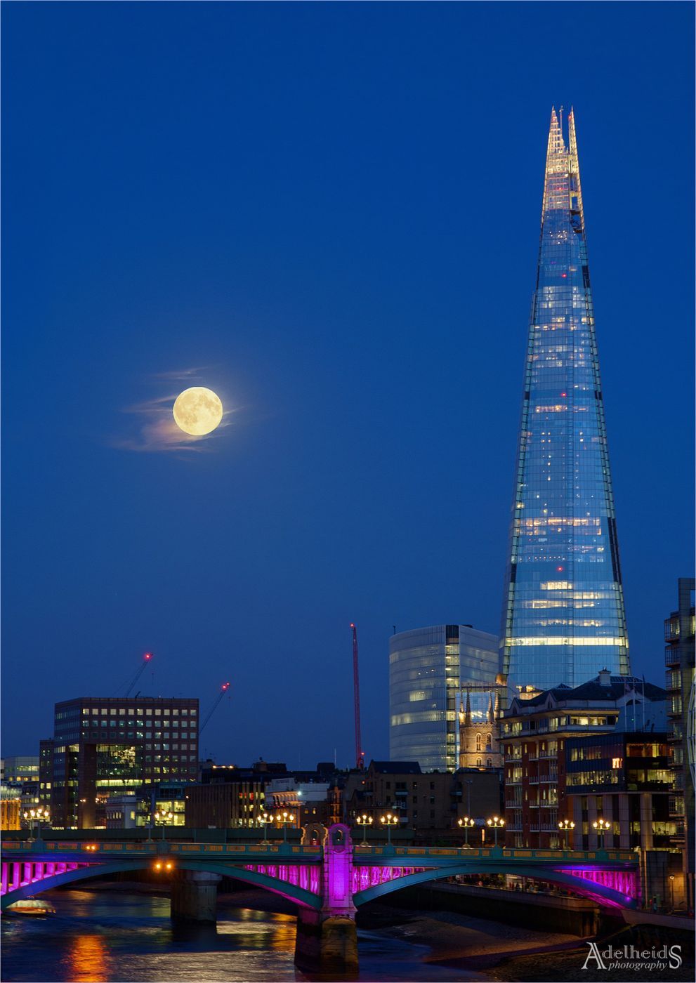 London, river side, by the Millenium Bridge, United Kingdom