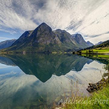 Mountain Symmetry, Norway