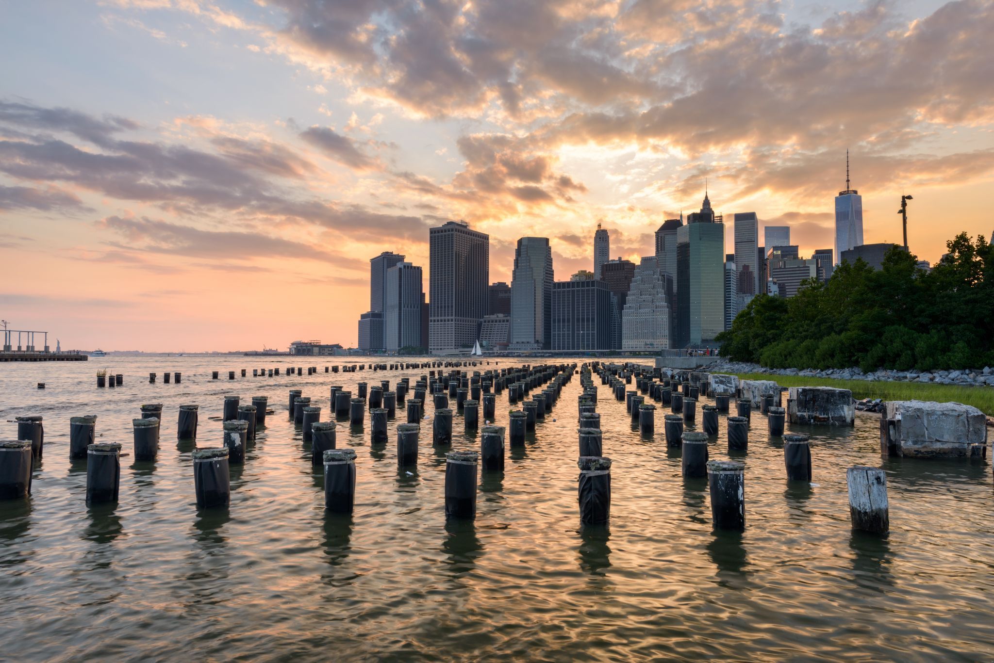 New York City Skyline from Pier 1, Brooklyn, USA