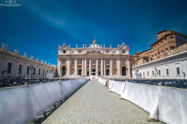 St. Peter's Square - Piazza San Pietro