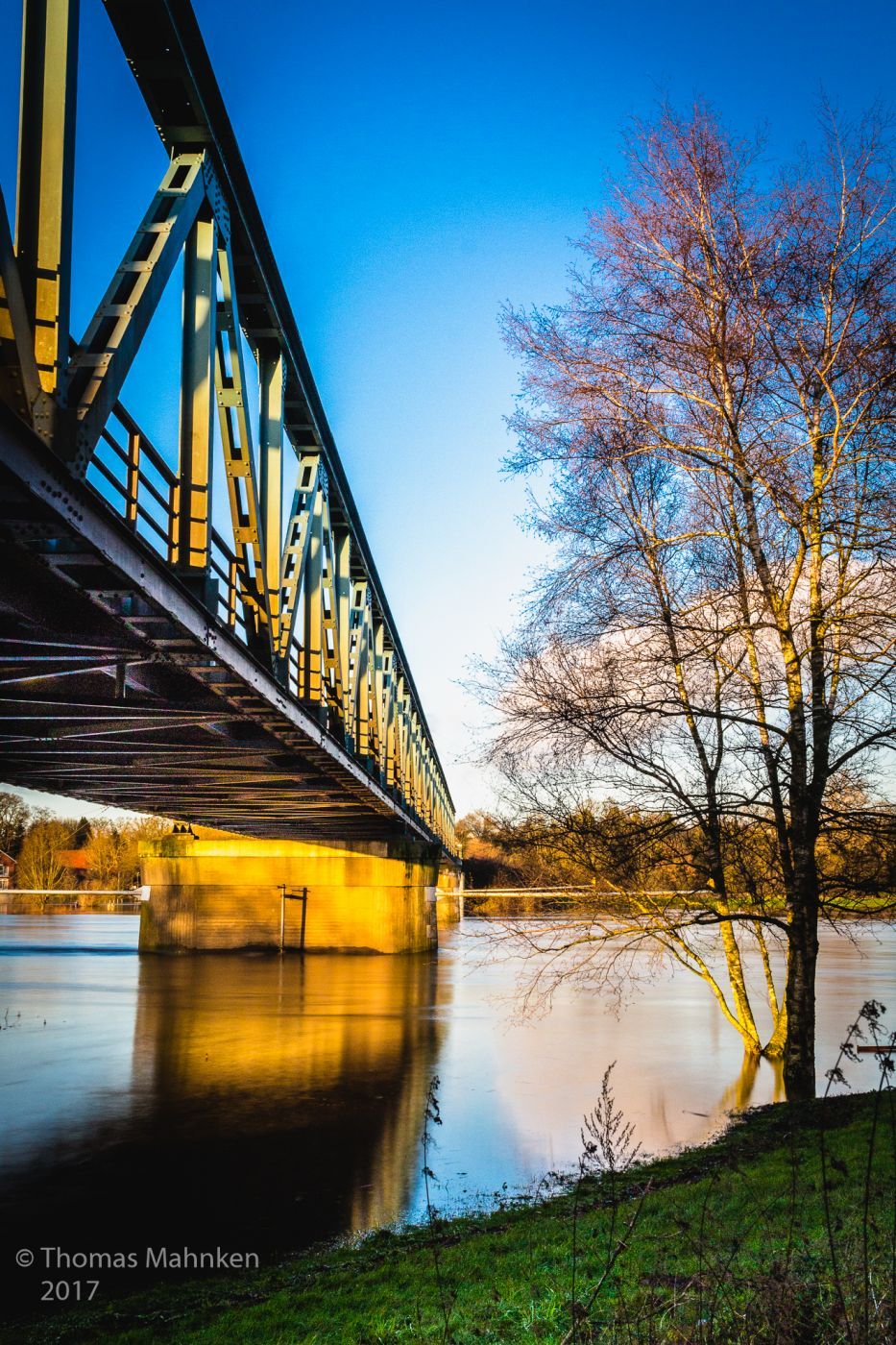 Bridge over the river Weser near Achim, Germany