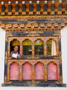 Fenster in der Malschule in Thimphu
