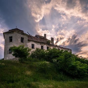 Kemény-Bánffy castle ruins, Romania