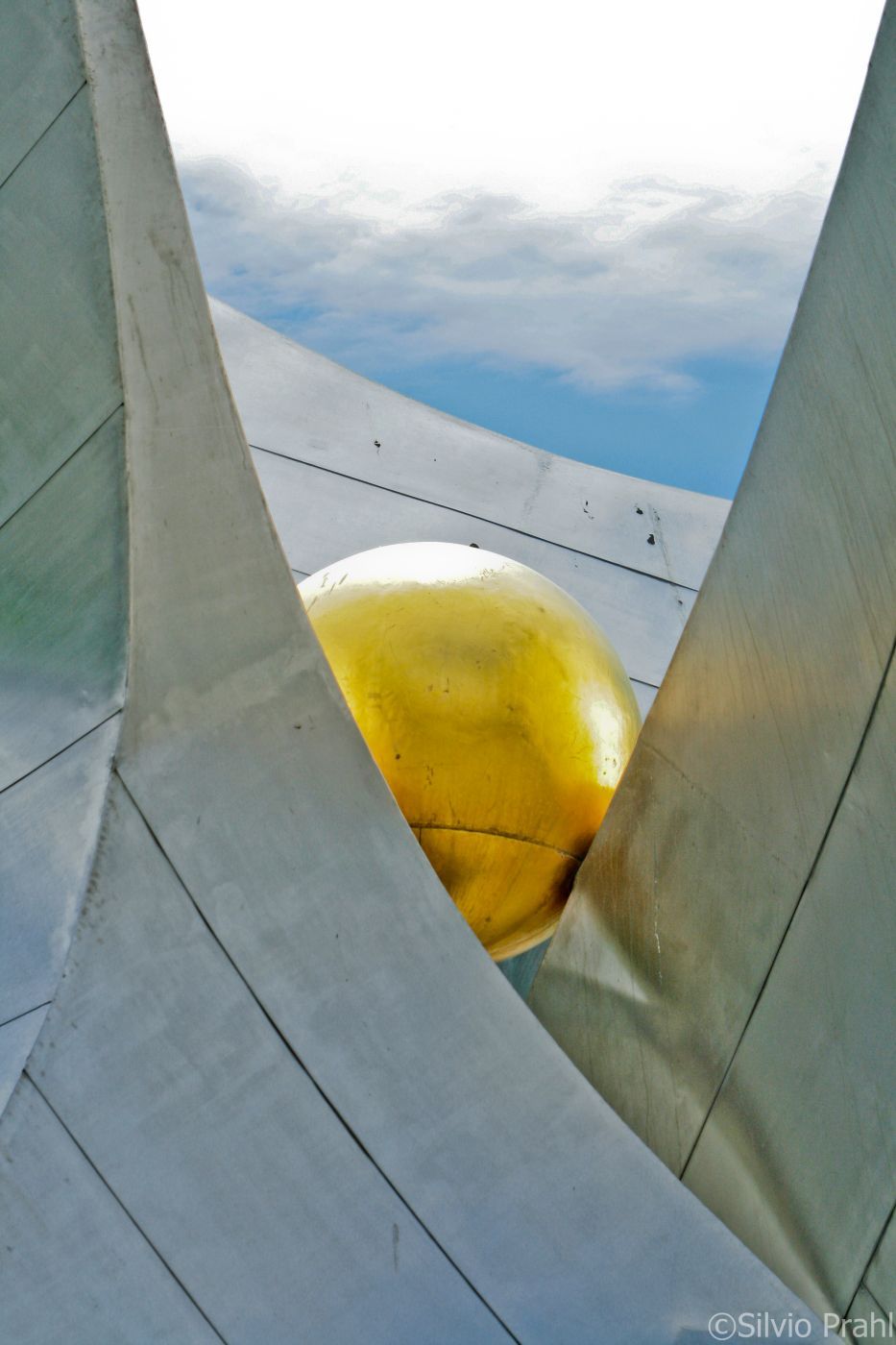 Völkerfreundschaft Sculpture, Germany