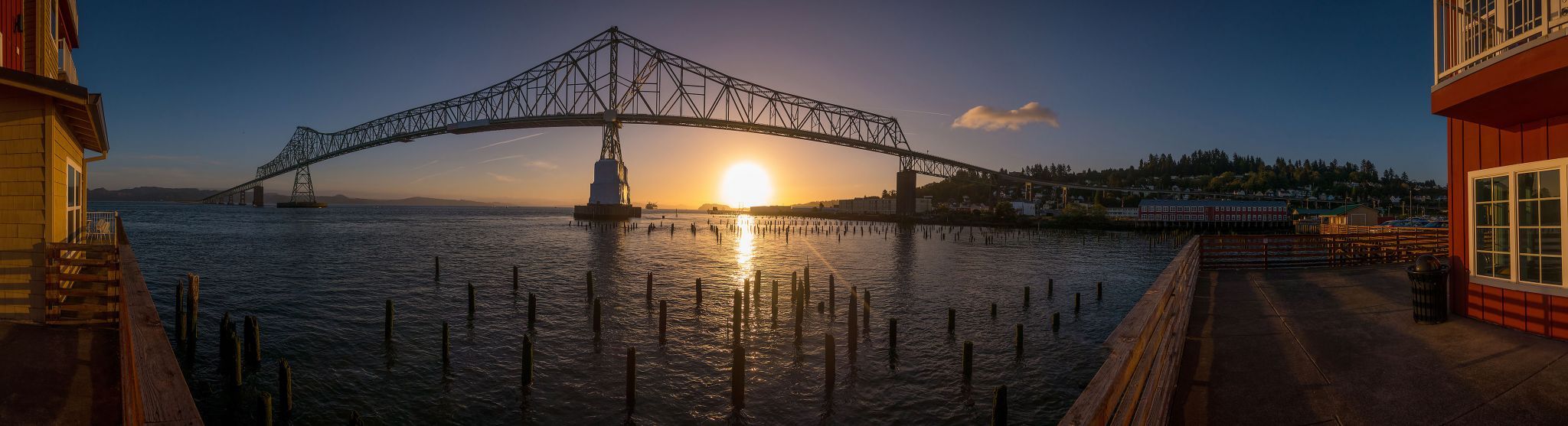 Astoria Bridge over Columbia River, Oregon USA, USA