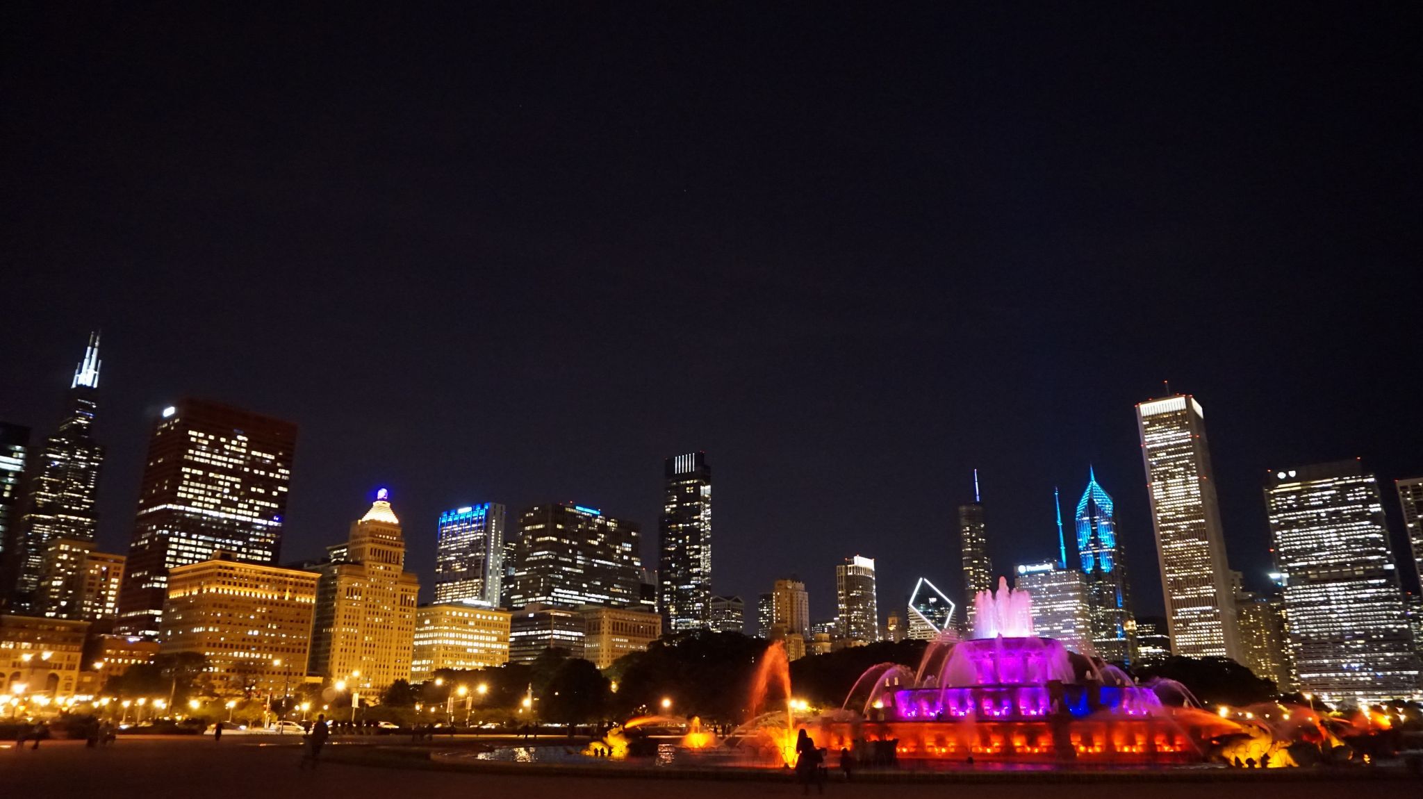 Buckingham Fountain Skyline, Chicago, USA