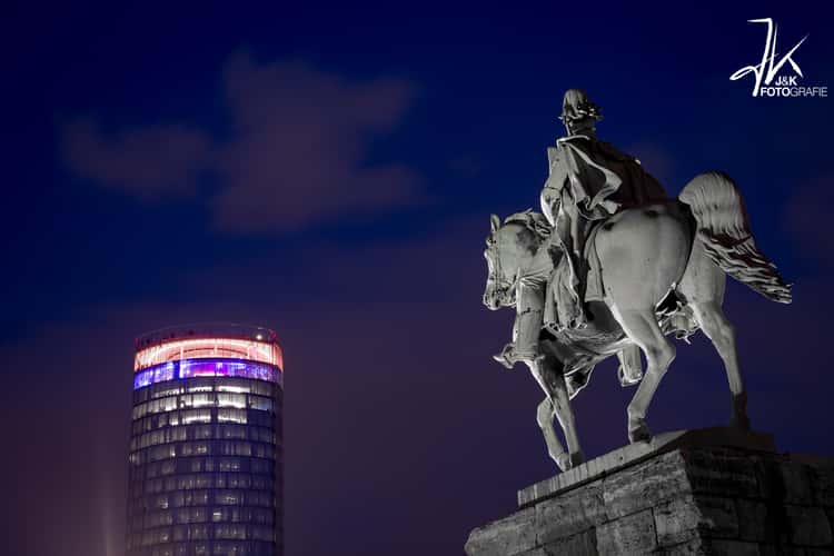 Kaiser Wilhelm Reiterstandbild, Köln