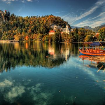 Lake Bled: boats and castle, Slovenia