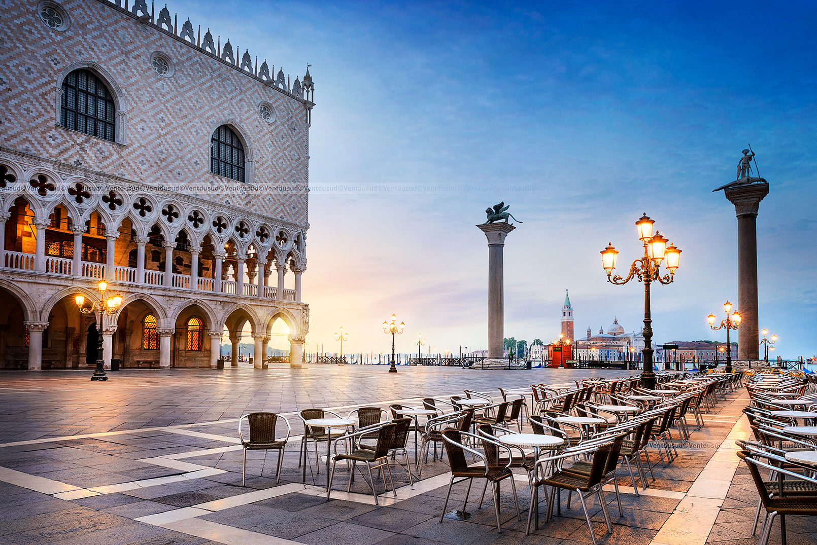 View to Palazzo Ducale, Italy
