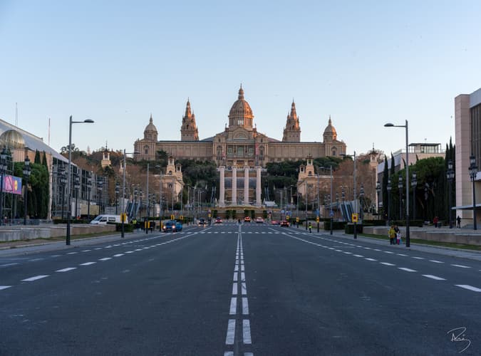 Placa de les Cascades, Barcelona